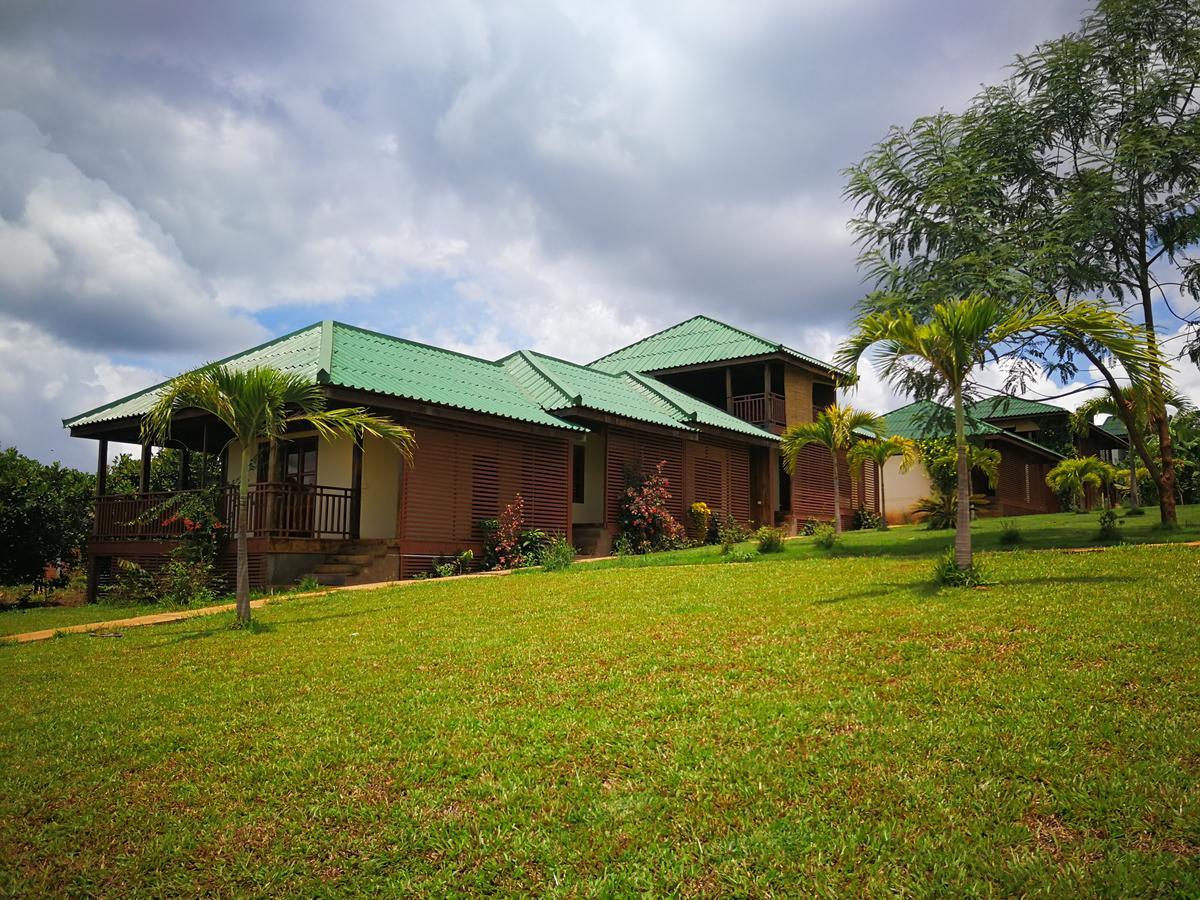 Ratanakiri Paradise Hotel & Restaurant Banlung Exterior foto